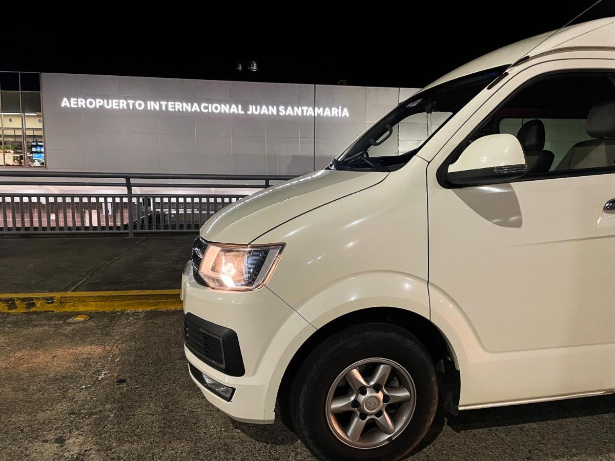 Zeus Guesthouse -Free Sjo Airport Shuttle La Garita  Extérieur photo